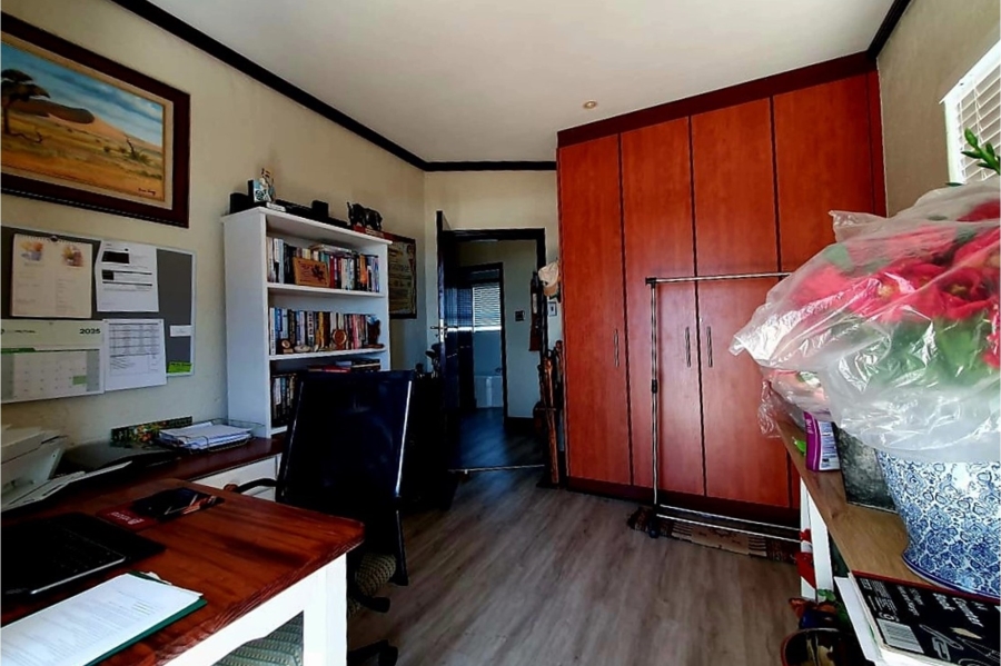 3 Bedroom Property for Sale in Diaz Beach Western Cape